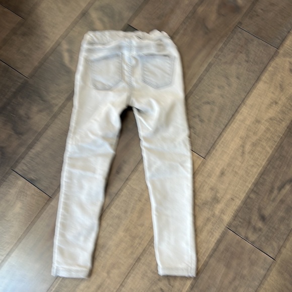 Old navy size 5 jeans - Picture 2 of 3